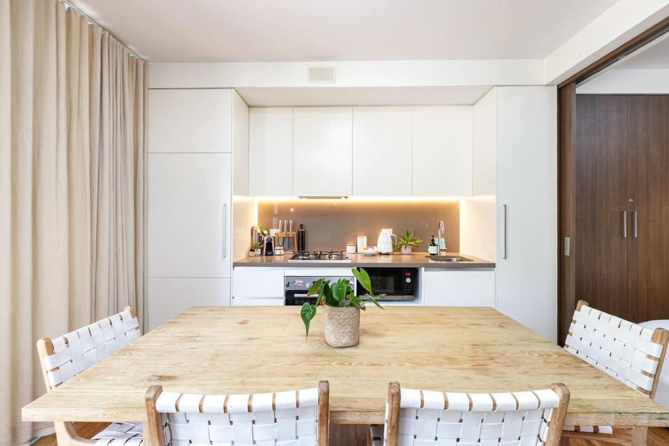 Apartment Urban Oasis In Waterloo With Private Balcony *