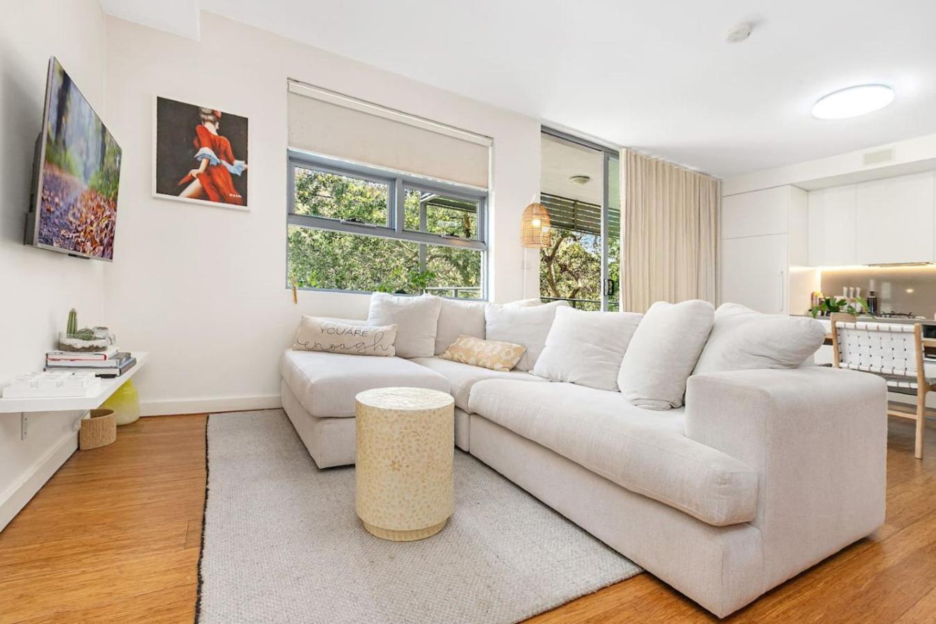 Urban Oasis In Waterloo With Private Balcony Apartment Sydney